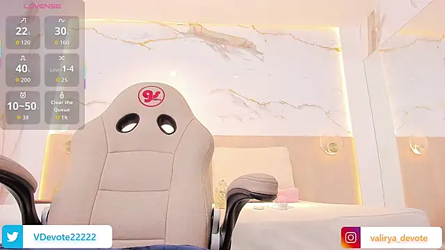 valirya devote online show from September 18, 3:52 am