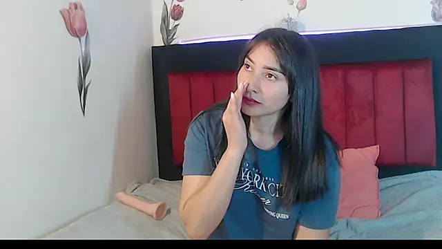 angelyxs online show from November 26, 8:43 pm