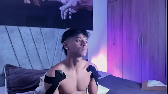 ZYZZ1312 online show from September 8, 8:19 pm