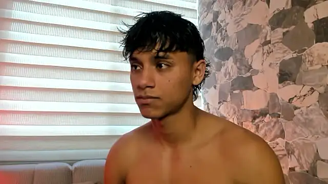 Snapshot of ZYZZ1312 chatting on February 23, 7:00 pm ZYZZ1312 online show from February 23, 7:00 pm