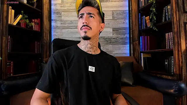 Donovan Desmond online show from March 7, 10:51 pm