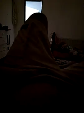 Snapshot of hendy692 chatting on November 6, 4:57 am hendy692 online show from November 6, 4:57 am