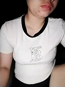 Snapshot of Mie_rose chatting on April 29, 11:22 pm Mie rose online show from April 29, 11:22 pm