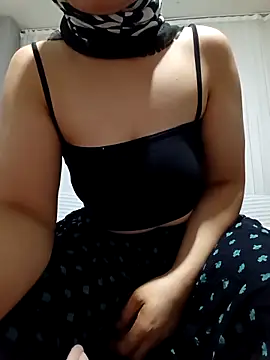 ezgi2545 online show from February 4, 6:25 pm