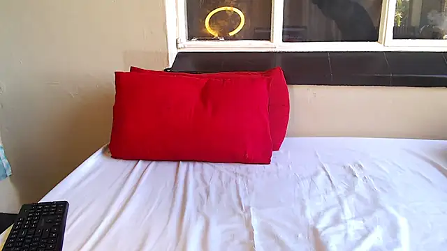 PetiteEbonyBabe online show from October 22, 8:58 am