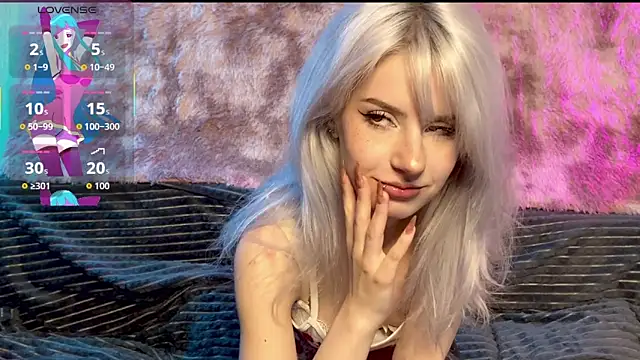 Snapshot of snowy_lisa chatting on March 22, 1:14 pm snowy lisa online show from March 22, 1:14 pm