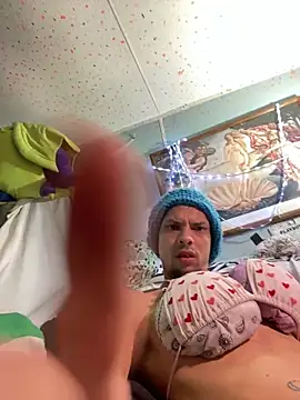 ColDreaMZz93 online show from March 23, 6:39 am