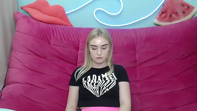 SofySofty online show from November 9, 6:06 pm