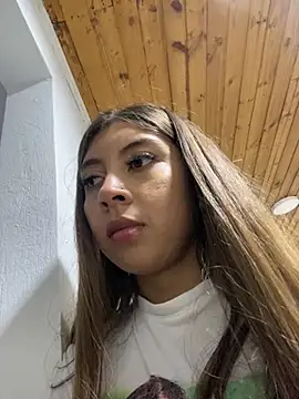 Sara-cooper2 online show from November 2, 10:45 pm