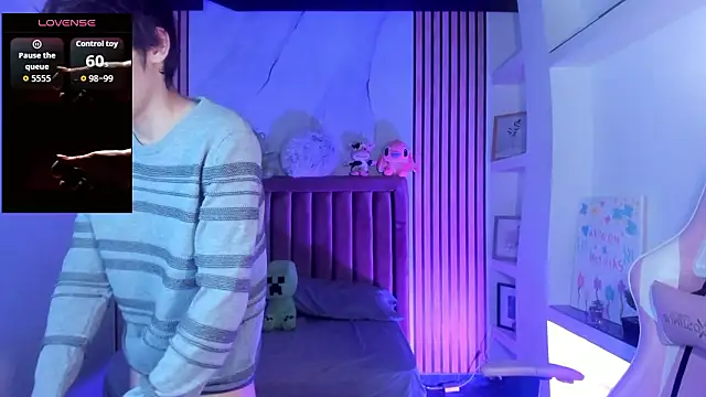 MathiasGreen  online show from February 17, 3:03 am