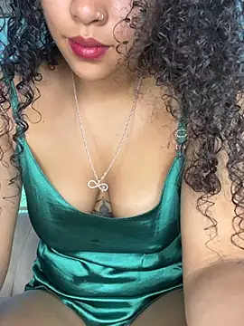 Snapshot of SophieD chatting on February 12, 12:55 pm SophieD online show from February 12, 12:55 pm