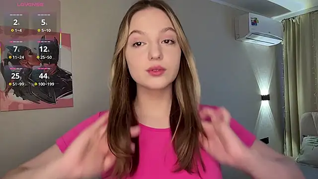 NguyetHankey online show from February 1, 6:12 am