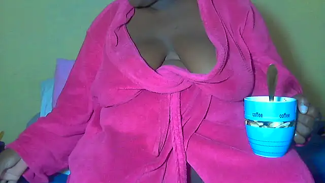 Snapshot of AnnabigpussyXO chatting on May 23, 8:29 am AnnabigpussyXO online show from May 23, 8:29 am