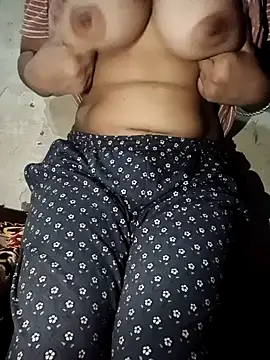 stomarr online show from April 1, 9:32 am