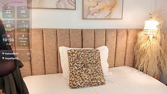 azza   online show from December 3, 11:41 am