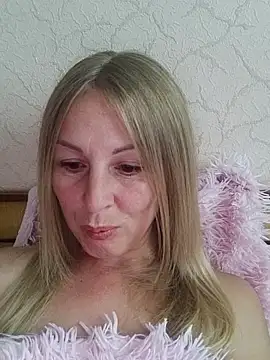 LunaSugarX online show from October 4, 11:52 am