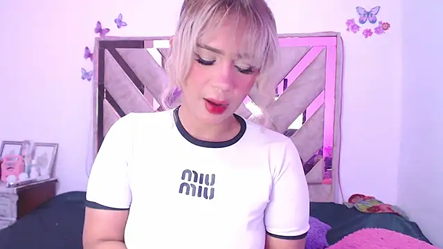 Snapshot of Lulu_sweety chatting on July 21, 9:50 pm Lulu sweety online show from July 21, 9:50 pm