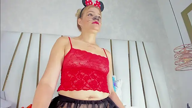 bonnie sm online show from October 25, 11:51 am