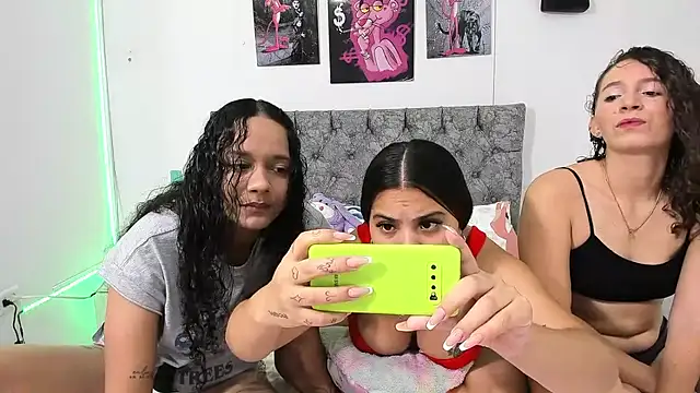 nay and aleja1 online show from April 22, 12:35 am