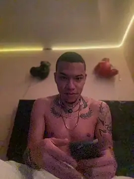 AlphaMasterXxx online show from February 24, 11:19 am