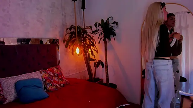 mysterius boy online show from January 15, 9:40 pm