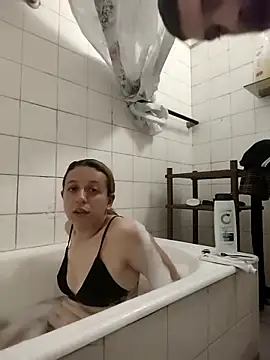 TheBunnyAndTheMaster online show from April 13, 10:59 pm