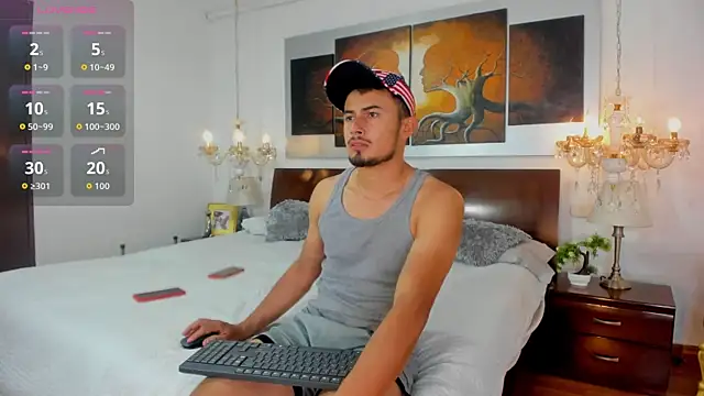 Valentiinoss online show from September 24, 8:01 pm