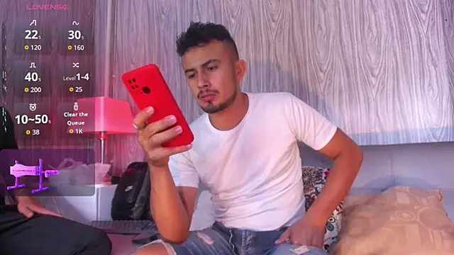 Valentiinoss online show from October 10, 8:52 pm