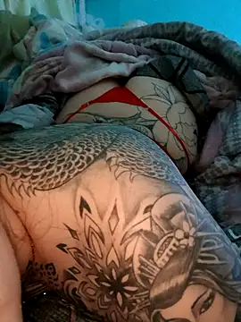 Snapshot of abi2032 chatting on October 28, 11:29 pm abi2032 online show from October 28, 11:29 pm