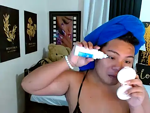 TSbrianaHugeCock online show from March 13, 1:07 pm