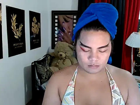 Snapshot of TSbrianaHugeCock chatting on April 20, 2:20 pm TSbrianaHugeCock online show from April 20, 2:20 pm