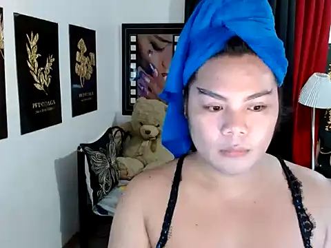 Snapshot of TSbrianaHugeCock chatting on April 22, 2:51 pm TSbrianaHugeCock online show from April 22, 2:51 pm