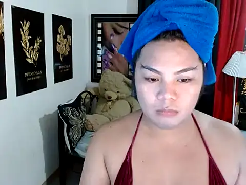 Snapshot of TSbrianaHugeCock chatting on April 27, 2:59 pm TSbrianaHugeCock online show from April 27, 2:59 pm