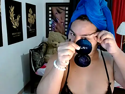 Snapshot of TSbrianaHugeCock chatting on May 15, 2:35 pm TSbrianaHugeCock online show from May 15, 2:35 pm