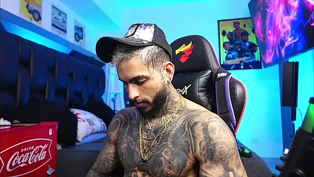 logan hugh8 online show from March 2, 8:48 pm