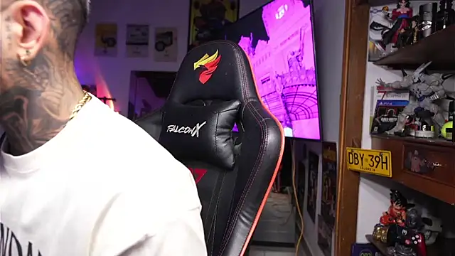 logan hugh8 online show from March 20, 6:18 am