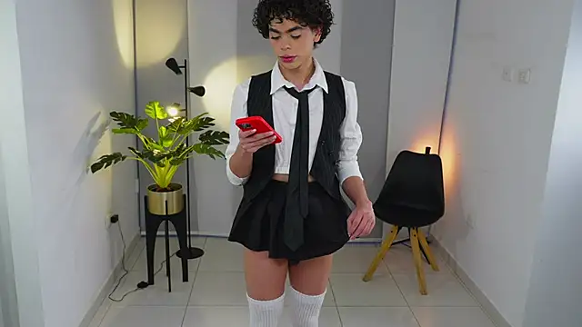 Timmyshy  online show from October 11, 10:30 pm