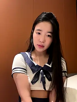 luluya1314 online show from November 23, 1:49 am