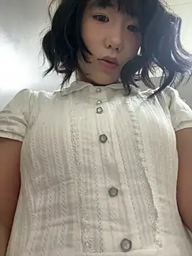 luluya1314 online show from April 23, 8:02 am