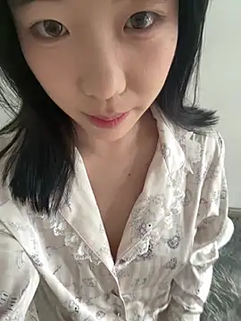 Snapshot of luluya1314 chatting on July 24, 5:38 am luluya1314 online show from July 24, 5:38 am