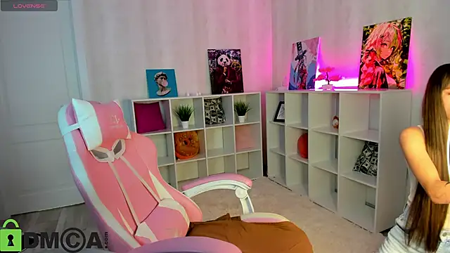 lasly moon online show from September 12, 8:14 am