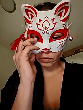 Snapshot of SweetSun69 chatting on November 30, 6:12 pm SweetSun69 online show from November 30, 6:12 pm