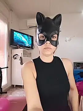 Snapshot of SweetSun69 chatting on January 18, 2:43 pm SweetSun69 online show from January 18, 2:43 pm