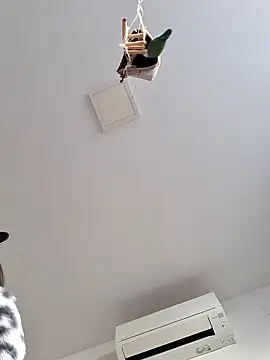 Snapshot of SweetSun69 chatting on March 31, 7:42 am SweetSun69 online show from March 31, 7:42 am