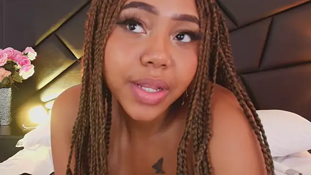 AngelaRoberts online show from September 27, 4:45 pm