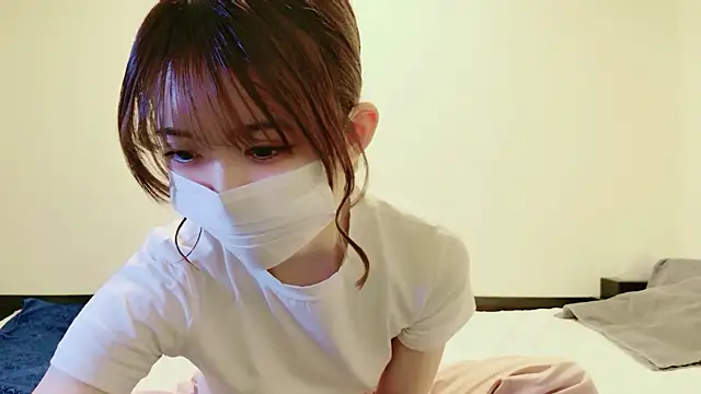 Snapshot of NANA_chan_1 chatting on October 13, 6:24 am NANA chan 1 online show from October 13, 6:24 am