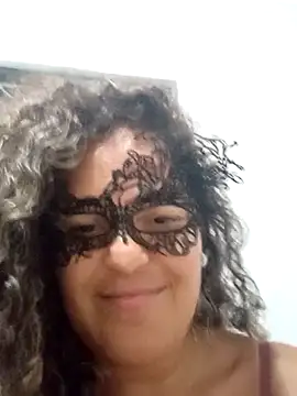 Snapshot of RaphinhaSanches chatting on December 15, 5:50 pm RaphinhaSanches online show from December 15, 5:50 pm