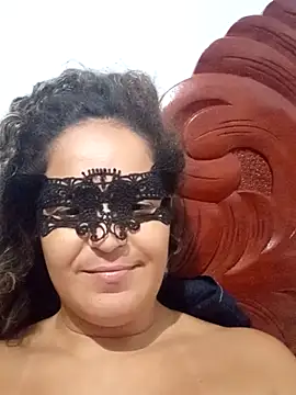 Snapshot of RaphinhaSanches chatting on January 14, 10:25 pm RaphinhaSanches online show from January 14, 10:25 pm