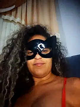 Snapshot of RaphinhaSanches chatting on July 28, 8:52 pm RaphinhaSanches online show from July 28, 8:52 pm