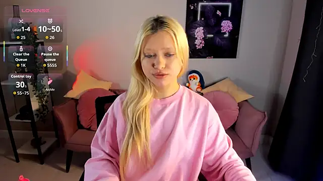 Millie Vanillies online show from December 19, 1:29 pm